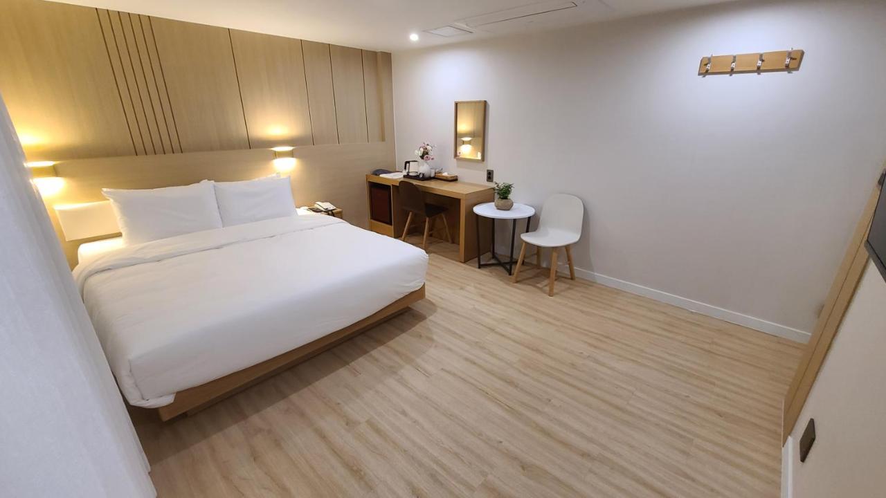 Hotel Andrest Busan Exteriör bild